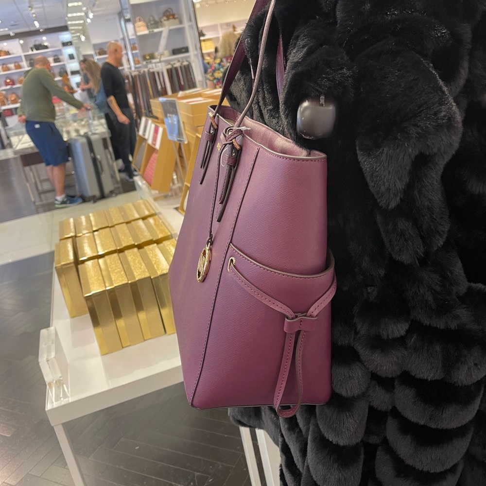 Michael Kors Gilly Large Drawstring Travel Leather Top Zip Tote 
Oxblood Color - Picture 8 of 16